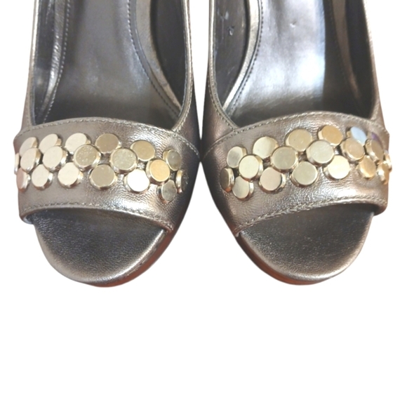 Calvin Klein Caleigh Metallic Leather Peep Toe Pumps Silver Platform Hee… - Picture 4 of 12